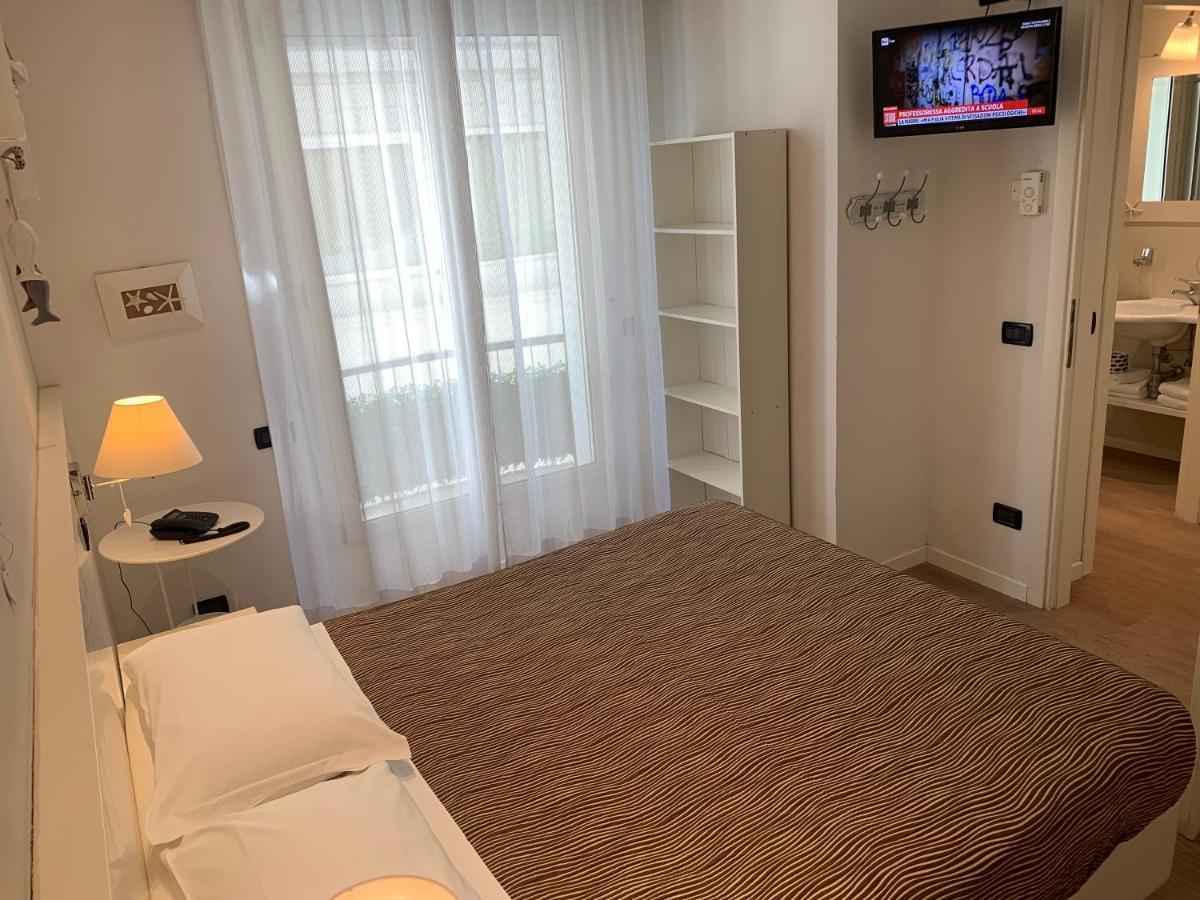 רימיני Residence Aida מראה חיצוני תמונה