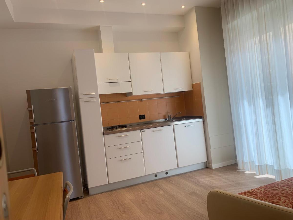 רימיני Residence Aida מראה חיצוני תמונה