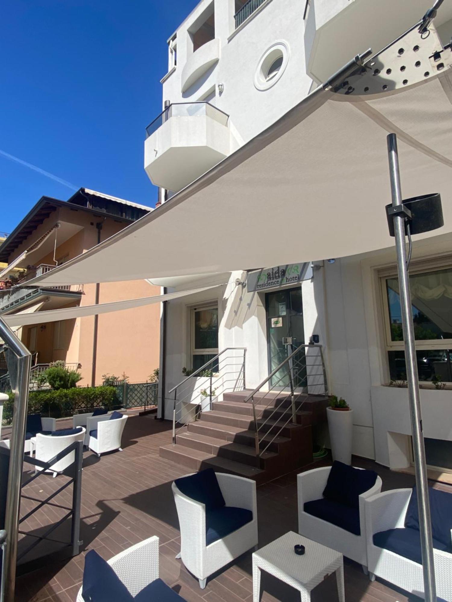 רימיני Residence Aida מראה חיצוני תמונה