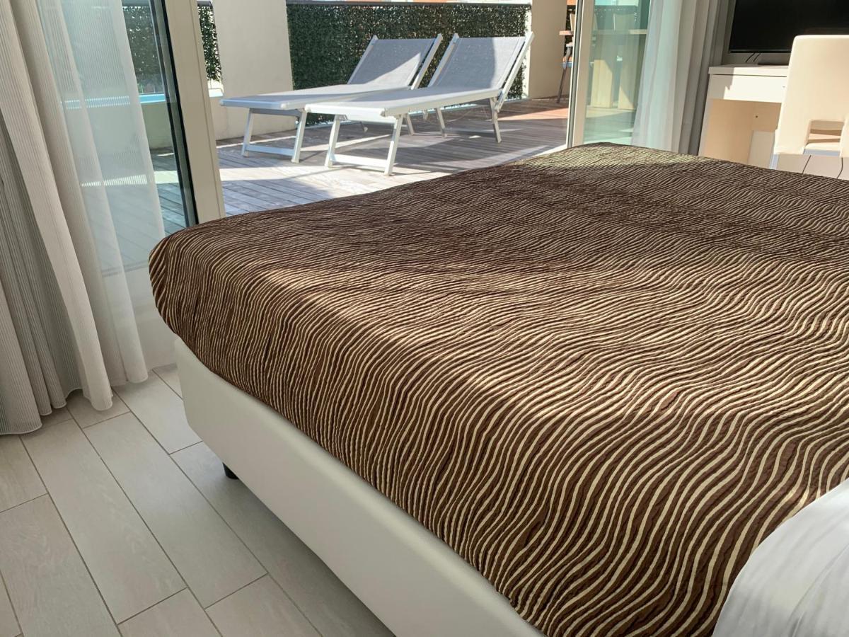 רימיני Residence Aida מראה חיצוני תמונה