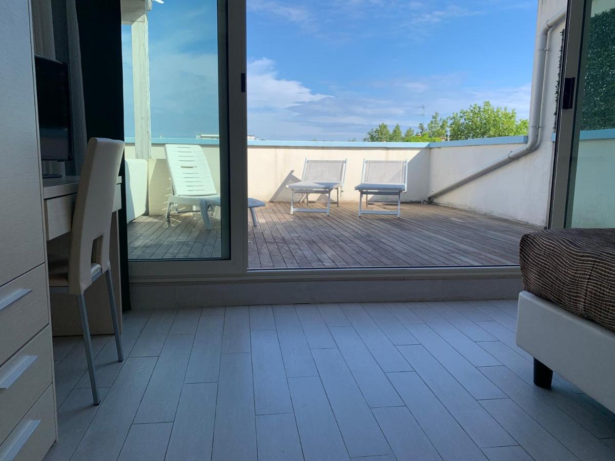 רימיני Residence Aida מראה חיצוני תמונה