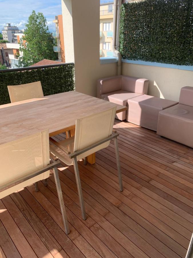 רימיני Residence Aida מראה חיצוני תמונה