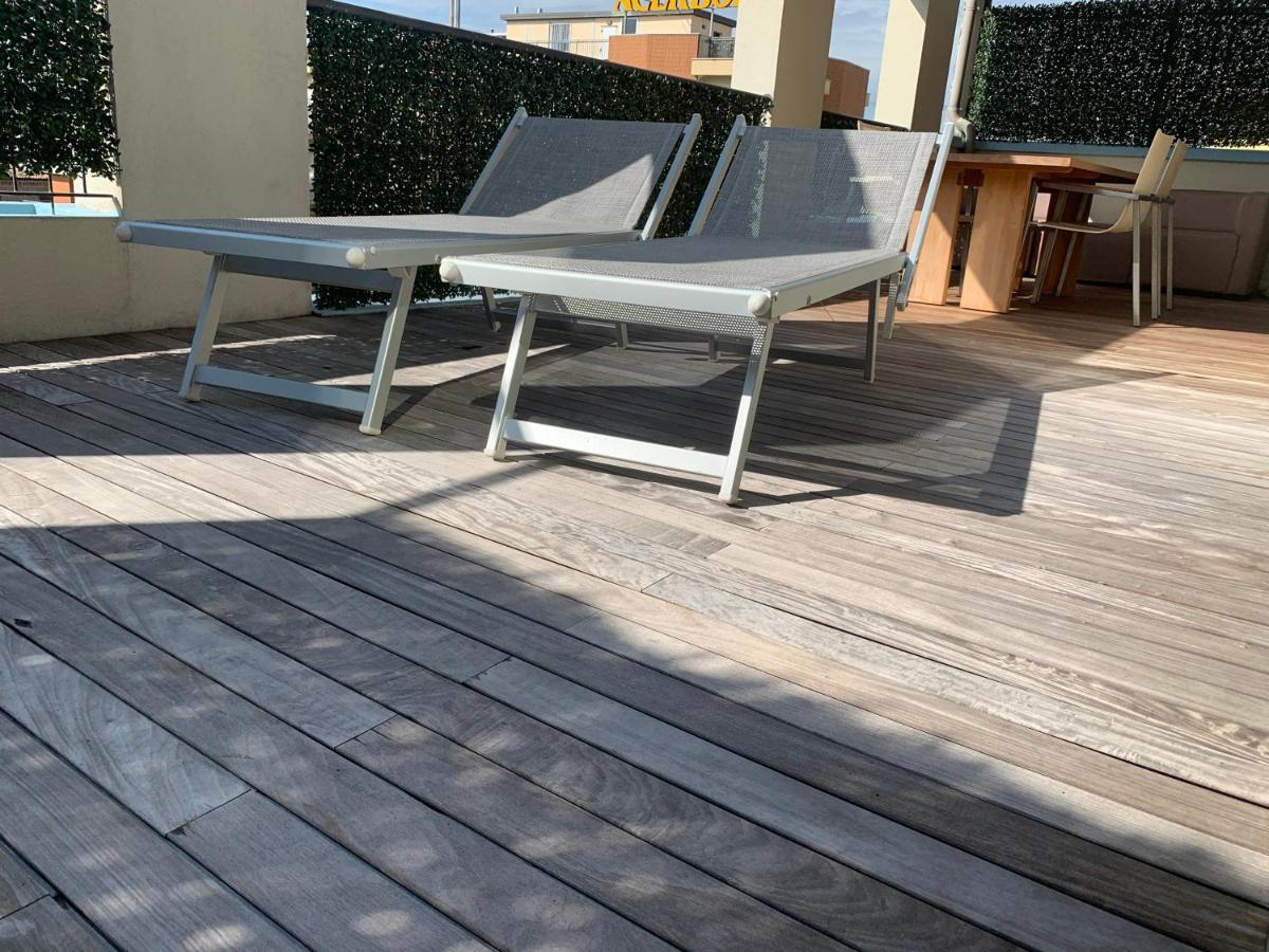 רימיני Residence Aida מראה חיצוני תמונה